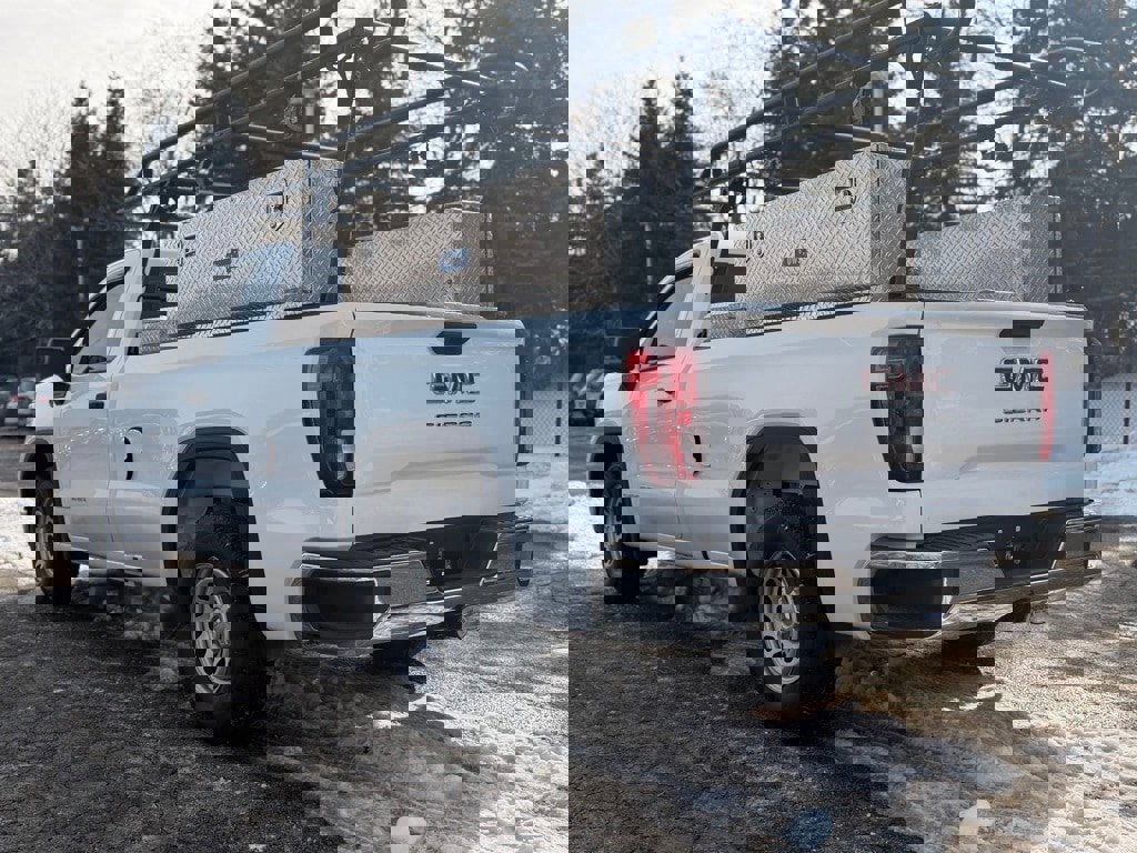 Used 2020 GMC Sierra 1500 2WD Regular Cab image 4