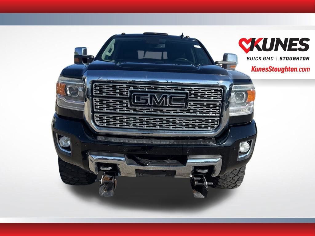 Used 2015 GMC Sierra 2500 Denali w/ Driver Alert Package image 3