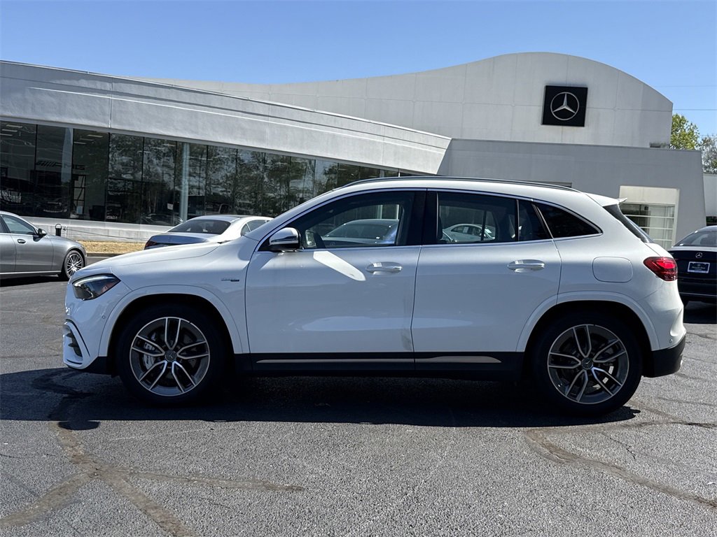 New 2025 Mercedes-Benz GLA 35 AMG 4MATIC image 2