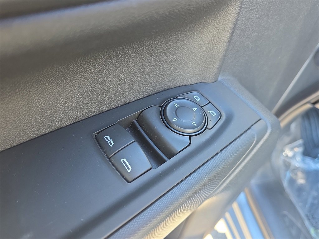 Used 2025 Chevrolet Silverado 1500 W/T image 9