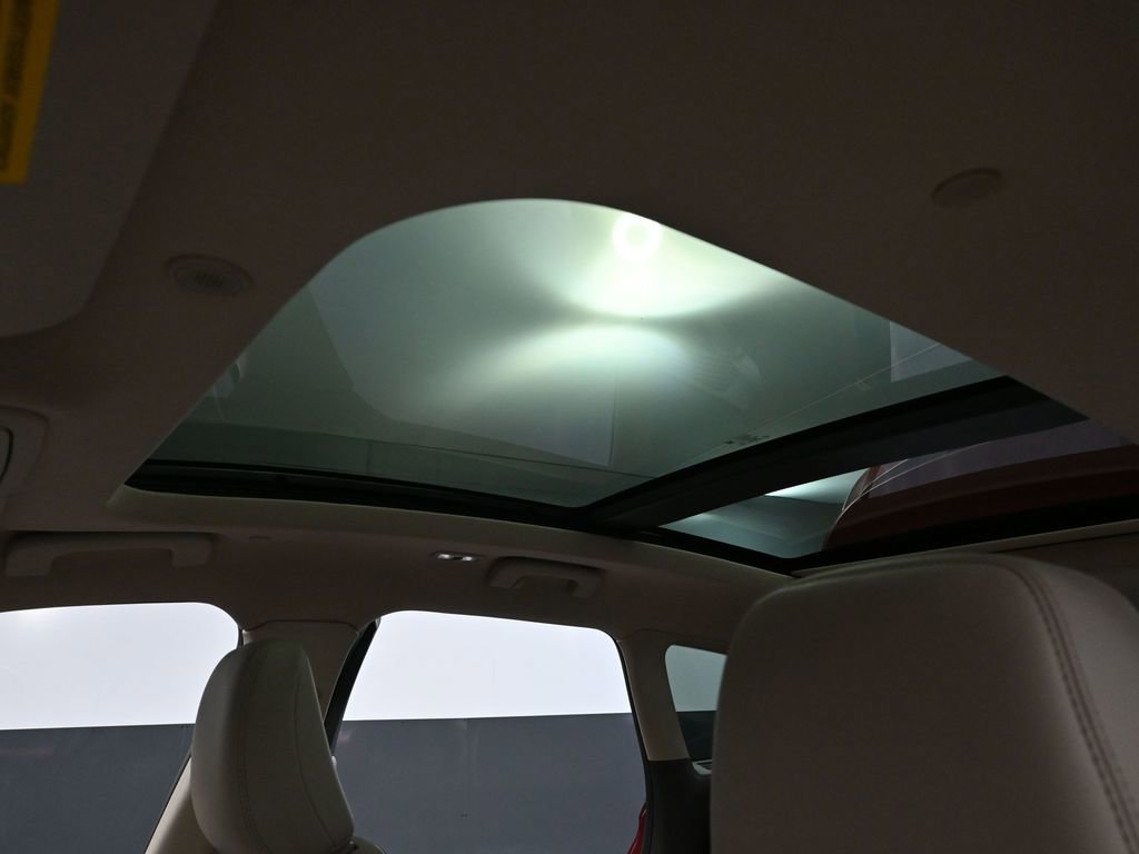 Used 2022 Lincoln Corsair Reserve w/ Equipment Group 201A image 26