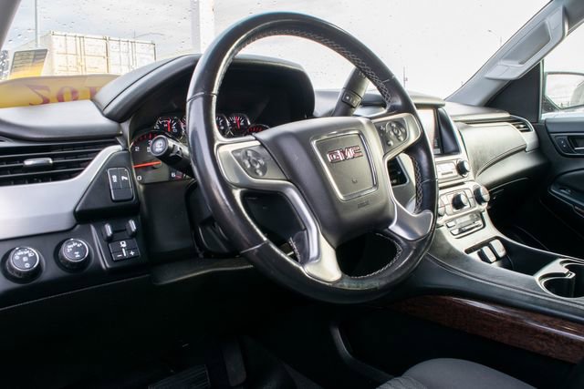 Used 2019 GMC Yukon XL SLE image 12