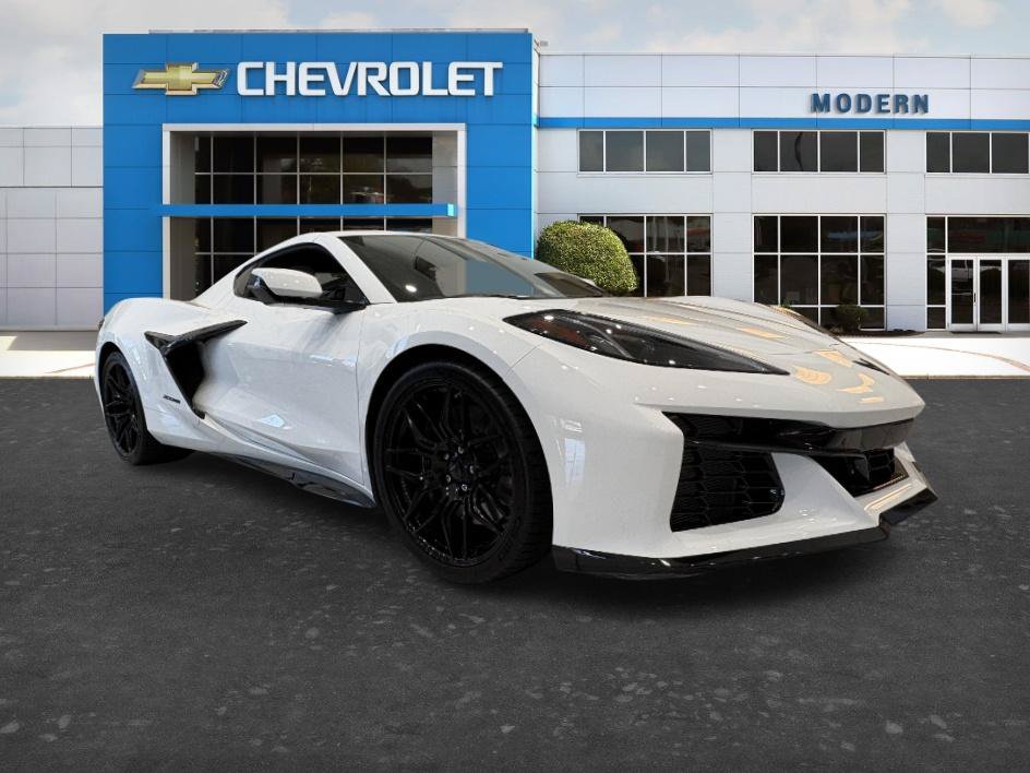 Used 2026 Chevrolet Corvette Z06 RWD image 5