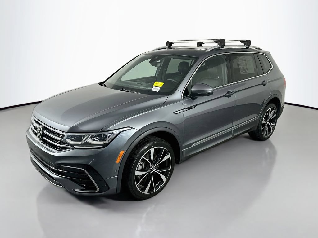 Used 2022 Volkswagen Tiguan SEL R-Line AWD/4WD image 3