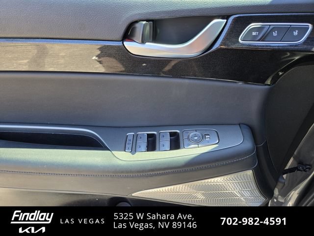 Used 2021 Hyundai Palisade Limited w/ Winter Package FWD image 24