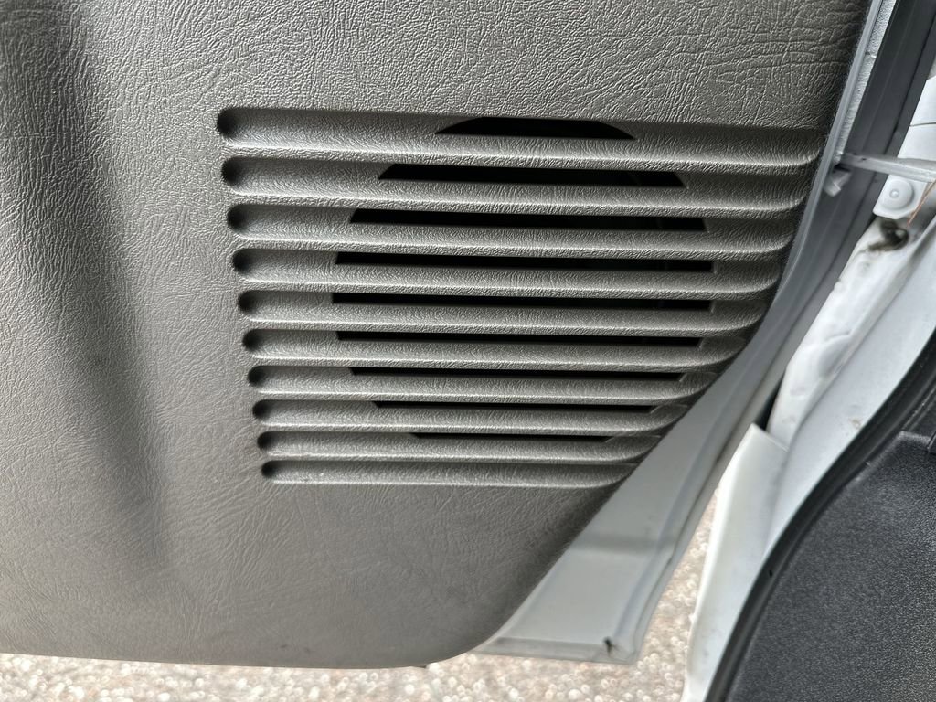 Used 2023 GMC Savana 2500 w/ Driver Convenience Package image 21