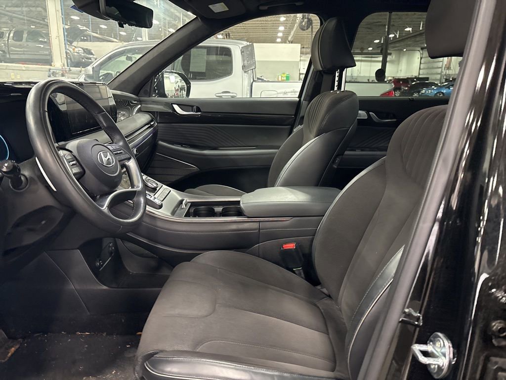 Used 2025 Hyundai Palisade Calligraphy image 10