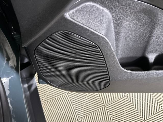 Used 2025 Chevrolet Trax LT image 29