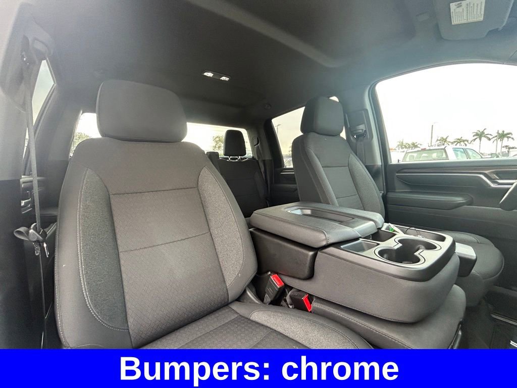 Used 2025 Chevrolet Silverado 2500 LT w/ Convenience Package image 30