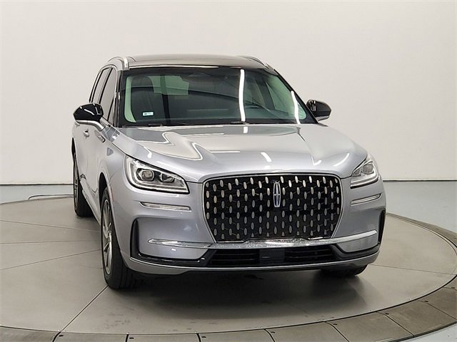 Used 2024 Lincoln Corsair Grand Touring image 2