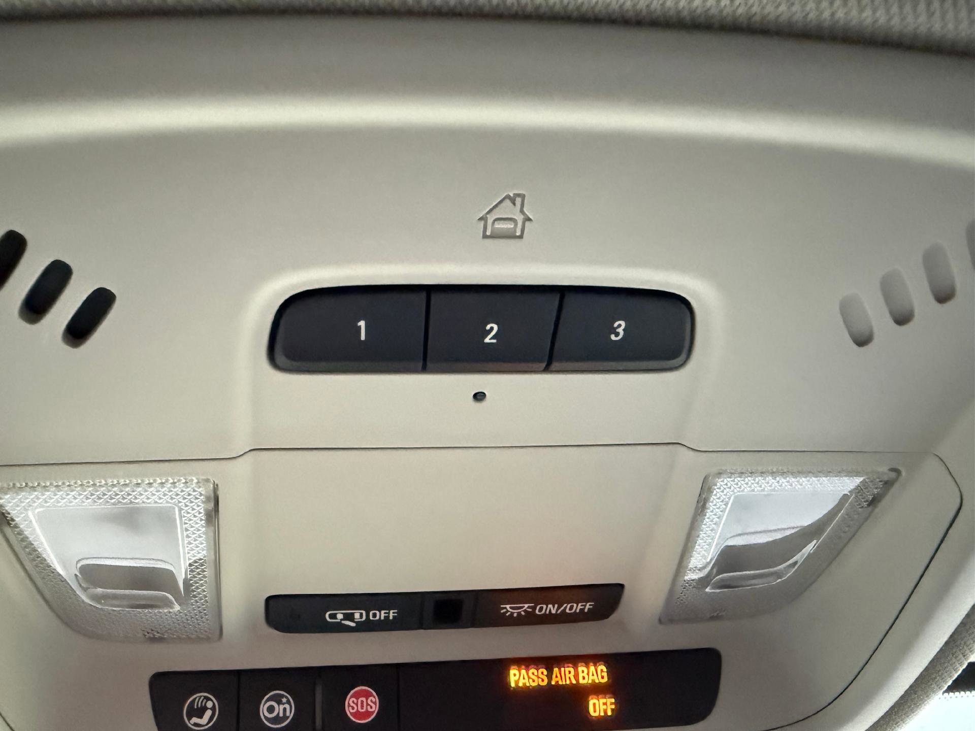 Certified 2018 Chevrolet Traverse LT w/ LPO, Floor Liner Package image 29