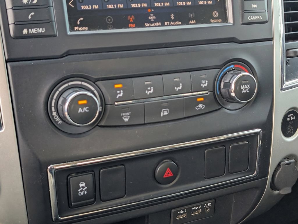 Used 2019 Nissan Titan SV AWD/4WD image 28