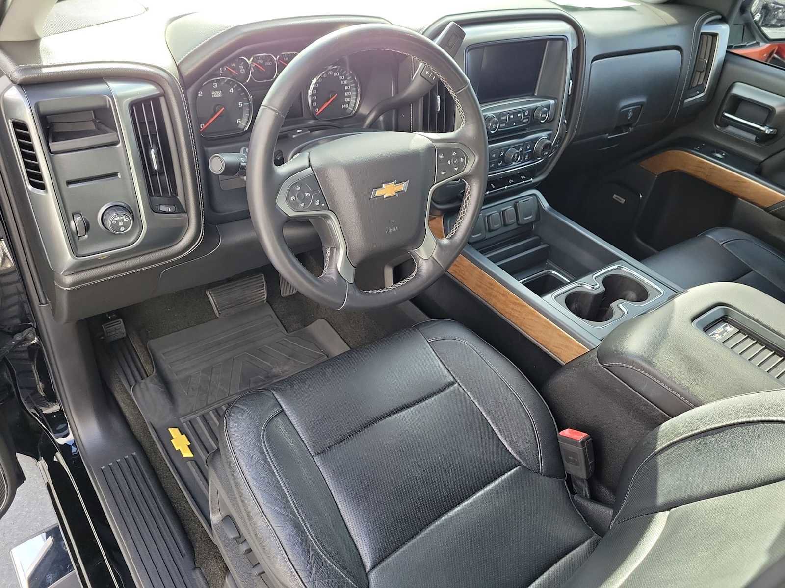 Used 2018 Chevrolet Silverado 1500 LTZ w/ Sport Package RWD image 2