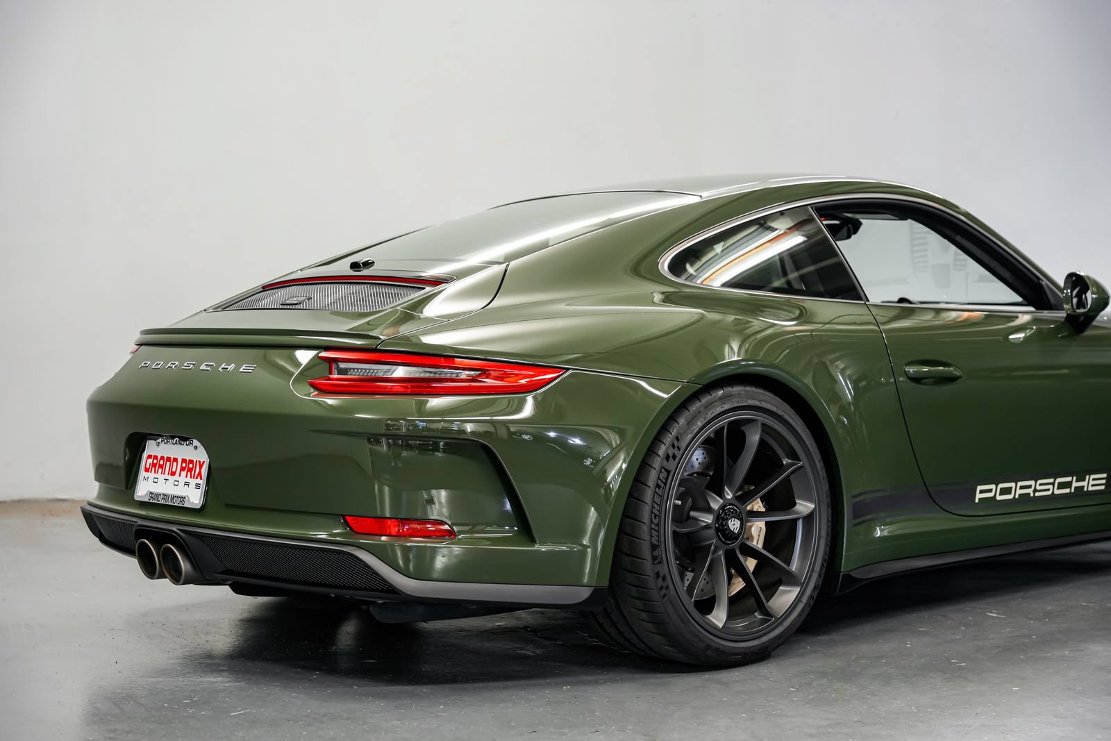 Used 2019 Porsche 911 GT3 RWD image 37