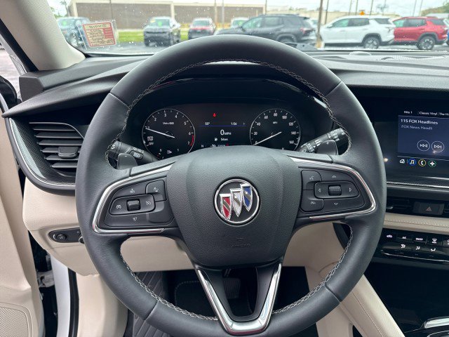 Used 2023 Buick Envision Preferred image 18