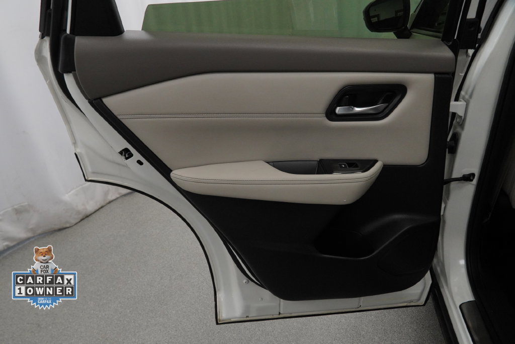 Used 2023 Nissan Rogue SL AWD/4WD image 36