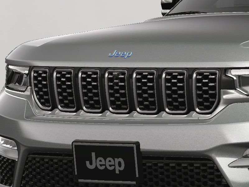 New 2024 Jeep Grand Cherokee Summit AWD/4WD image 15