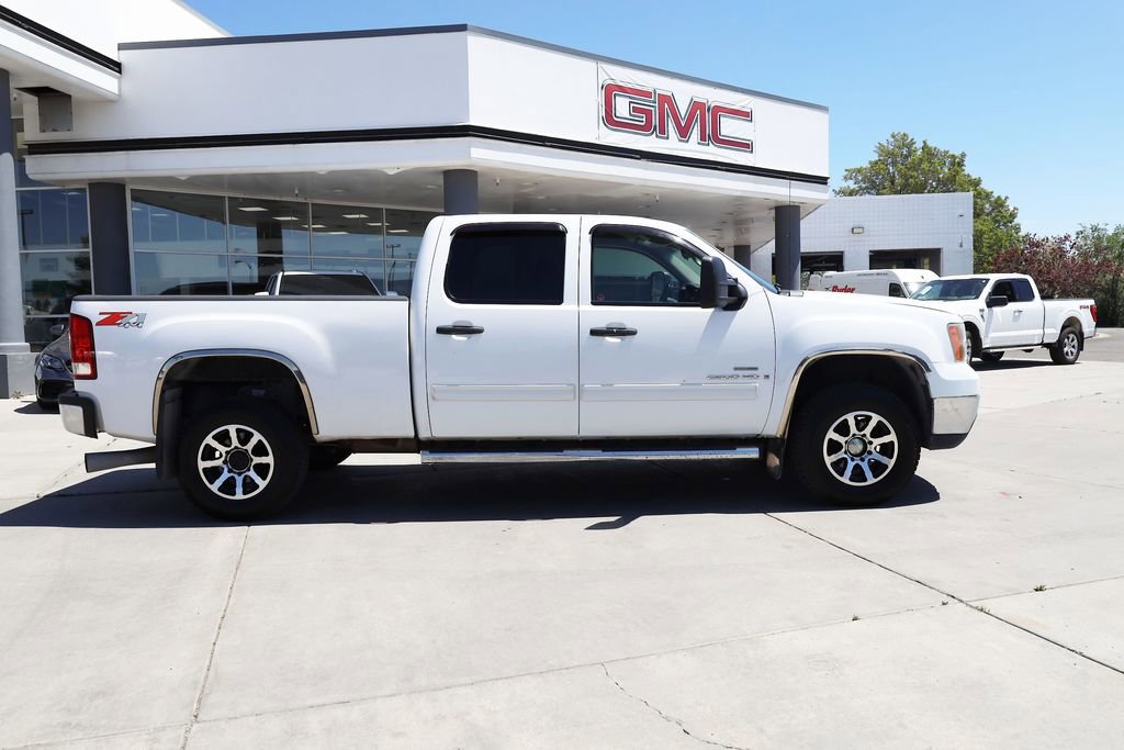 Used 2009 GMC Sierra 2500 SLT AWD/4WD image 7