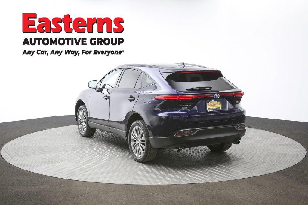 Used 2023 Toyota Venza XLE image 65