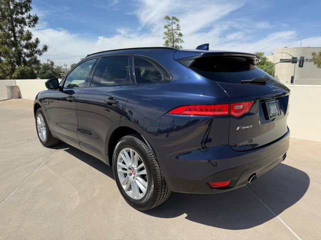 Used 2019 Jaguar F-PACE Prestige image 7