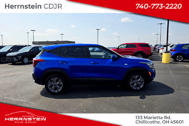 Used 2024 Kia Seltos LX AWD/4WD image 27
