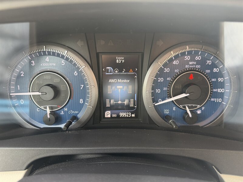Used 2015 Toyota Sienna XLE w/ XLE Navigation Package AWD/4WD image 23
