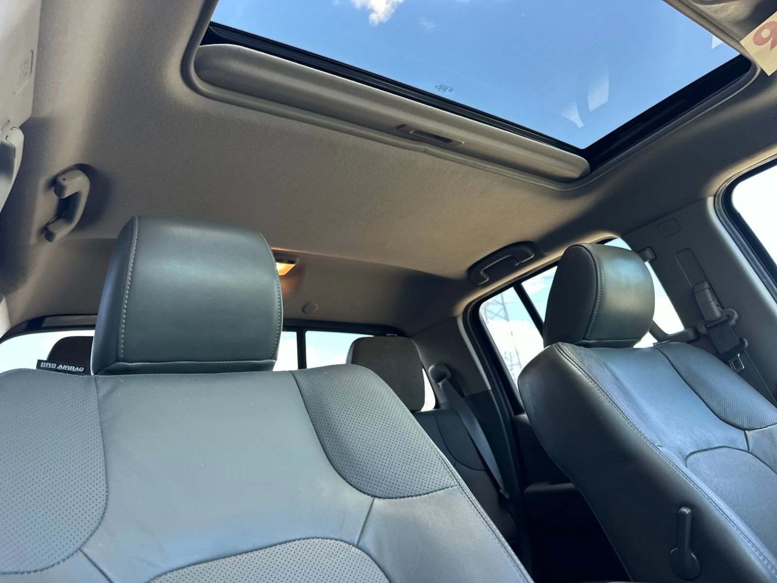 Used 2019 Nissan Frontier SL AWD/4WD image 15