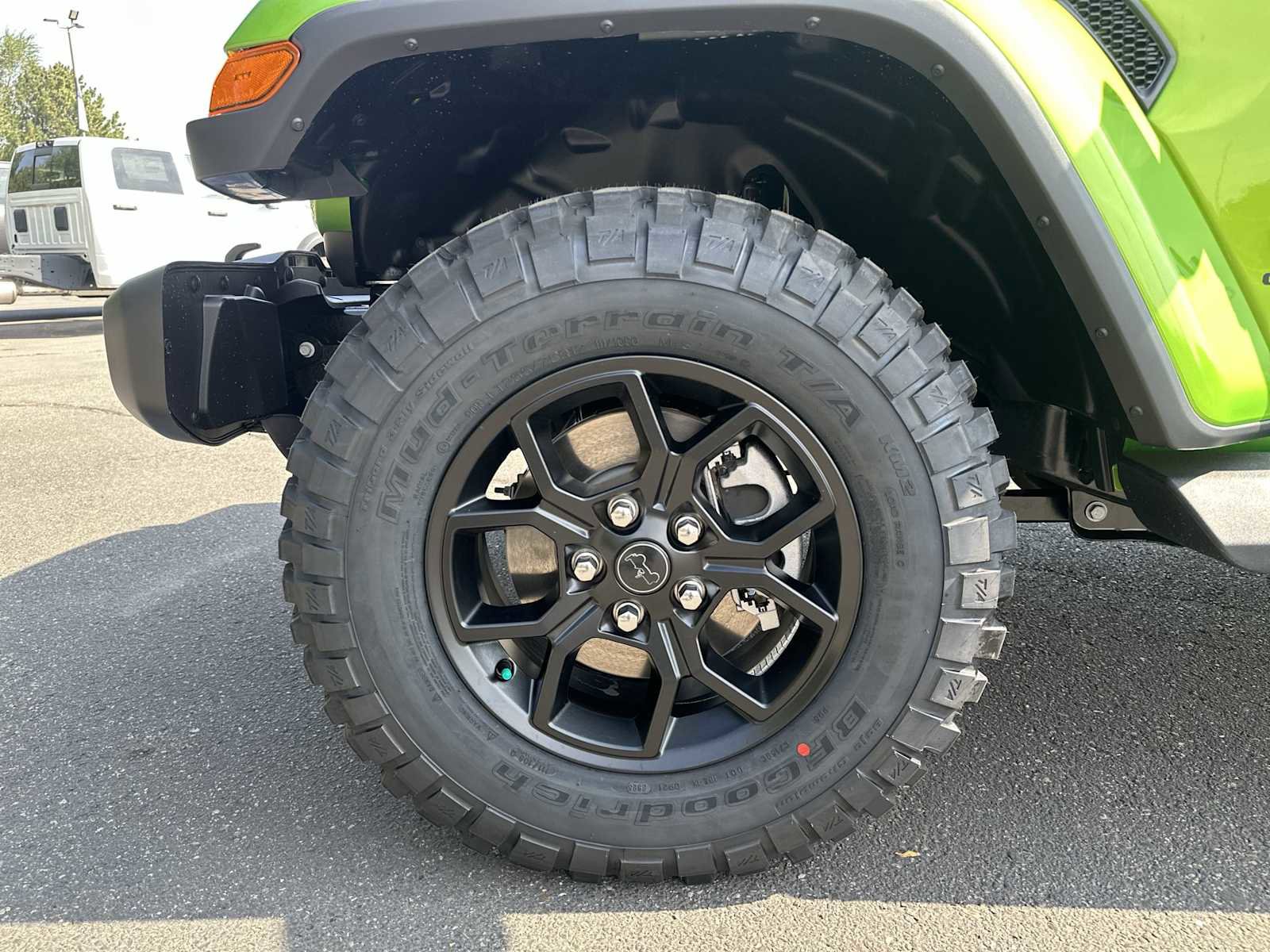 New 2025 Jeep Gladiator Sport image 17