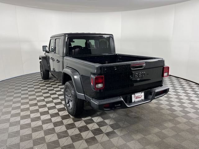New 2026 Jeep Gladiator Sport AWD/4WD image 3