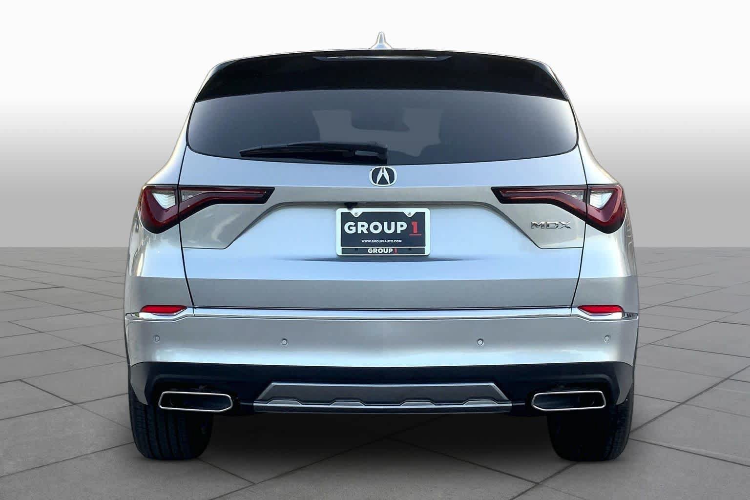 Used 2026 Acura MDX w/ Technology Package FWD image 5