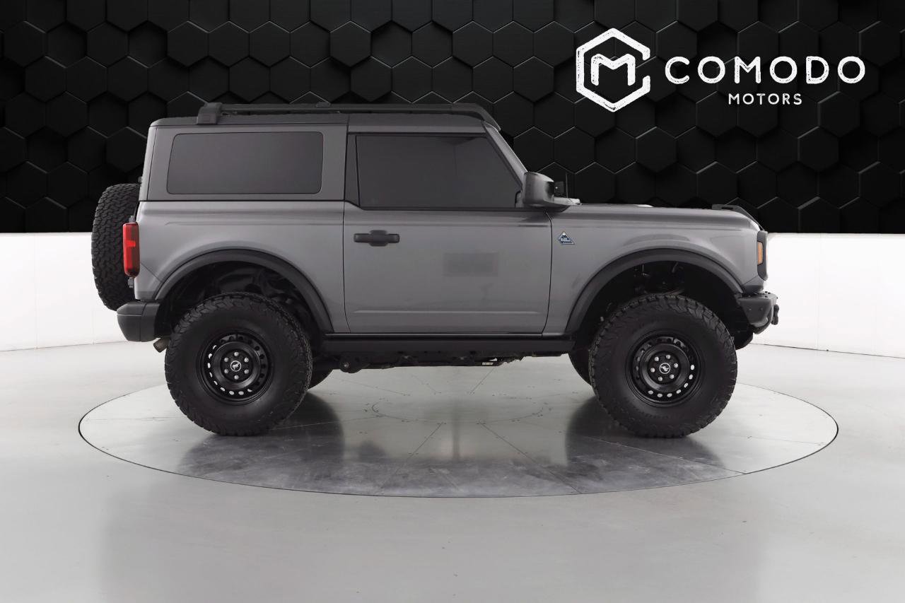 Used 2023 Ford Bronco Black Diamond image 2