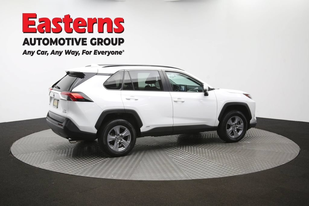 Used 2022 Toyota RAV4 XLE AWD/4WD image 42