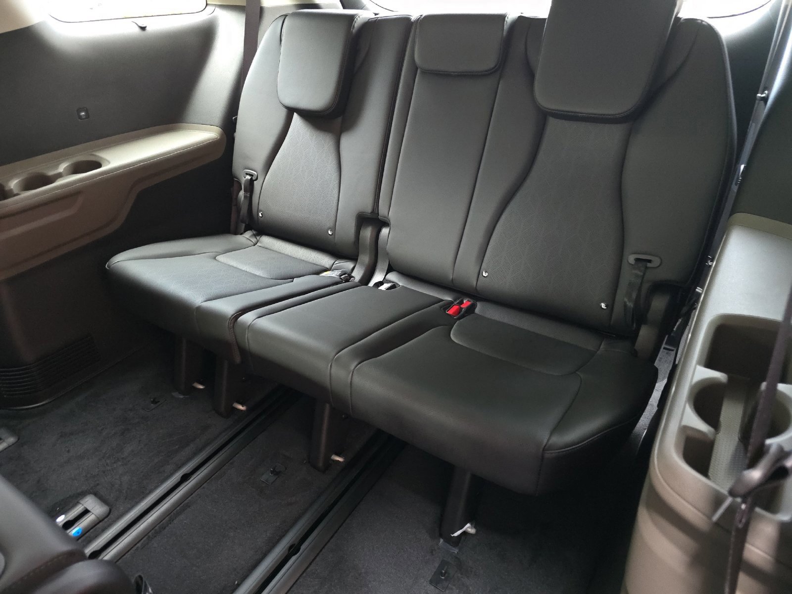 New 2026 Kia Carnival EX image 15