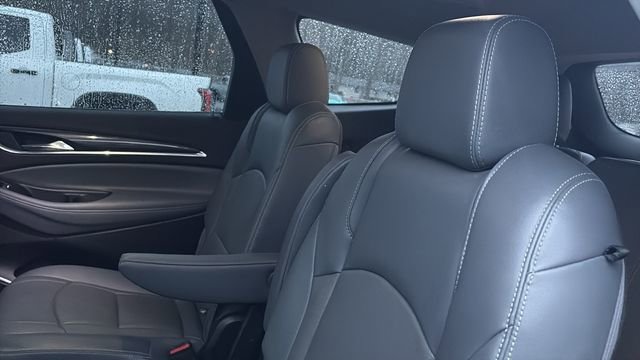 Used 2019 Buick Enclave Essence image 23