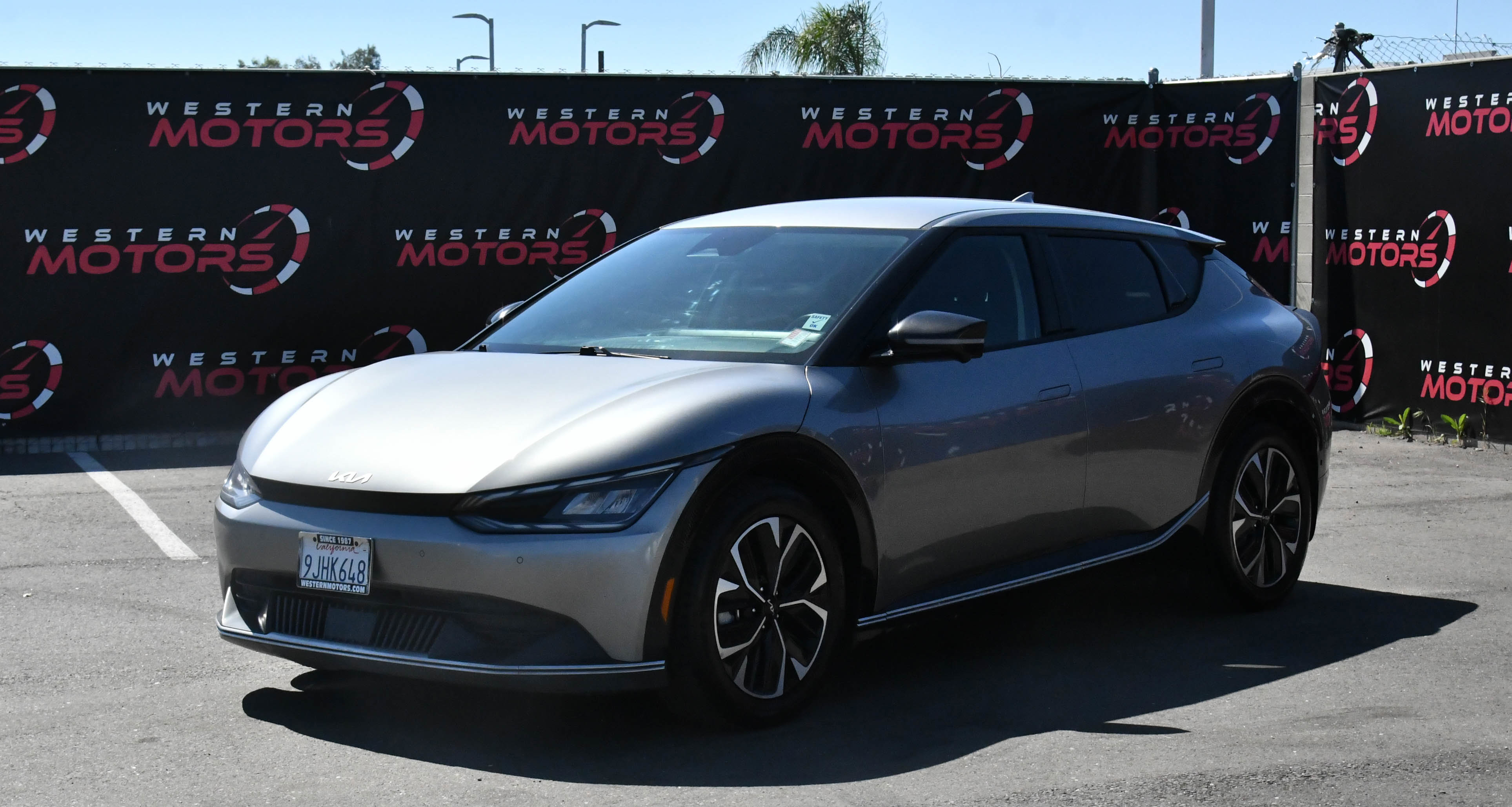 Used 2023 Kia EV6 Wind w/ Wind Technology Package AWD/4WD image 3