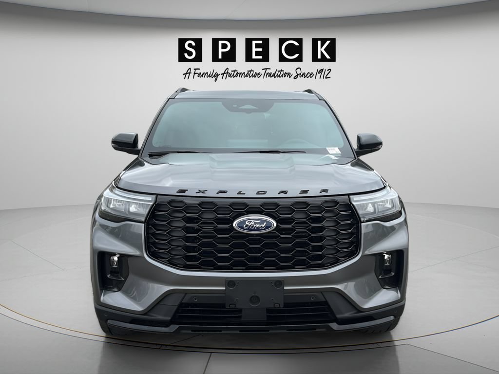 New 2026 Ford Explorer ST-Line w/ ST-Line Street Pack AWD/4WD image 9
