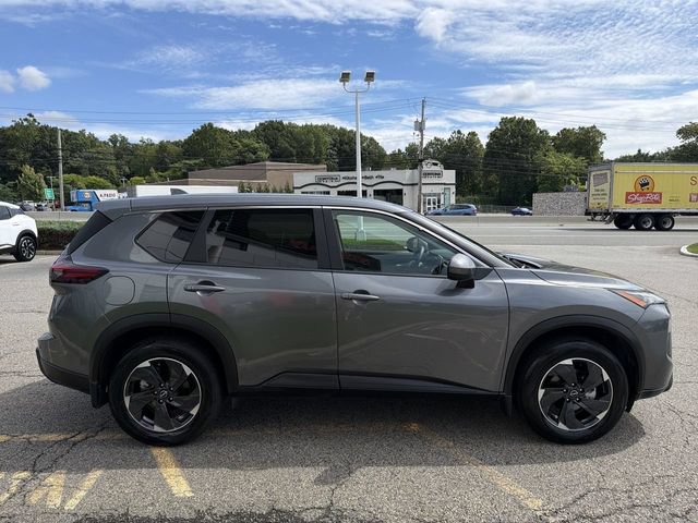 Certified 2026 Nissan Rogue SV w/ Cold Weather Package AWD/4WD image 9