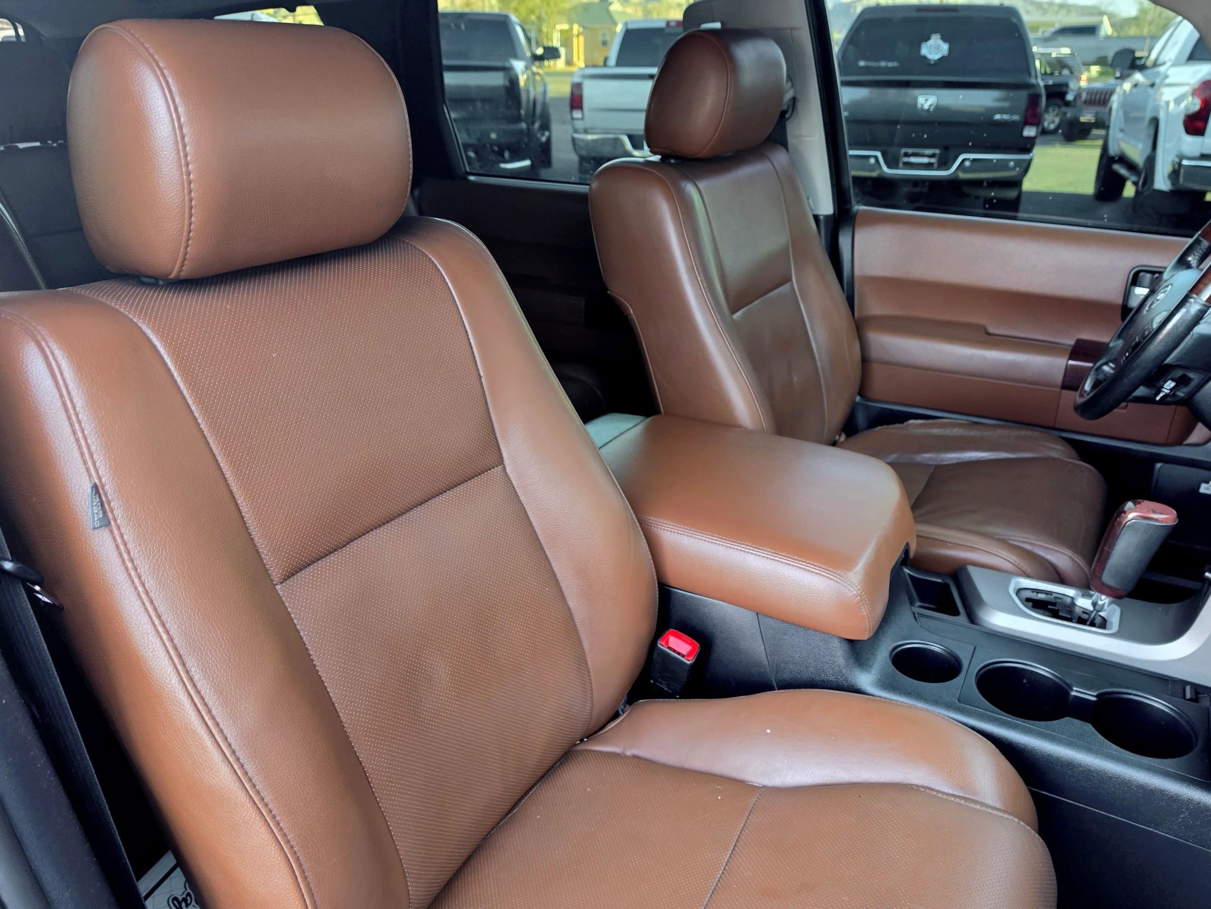 Used 2013 Toyota Sequoia Platinum image 38