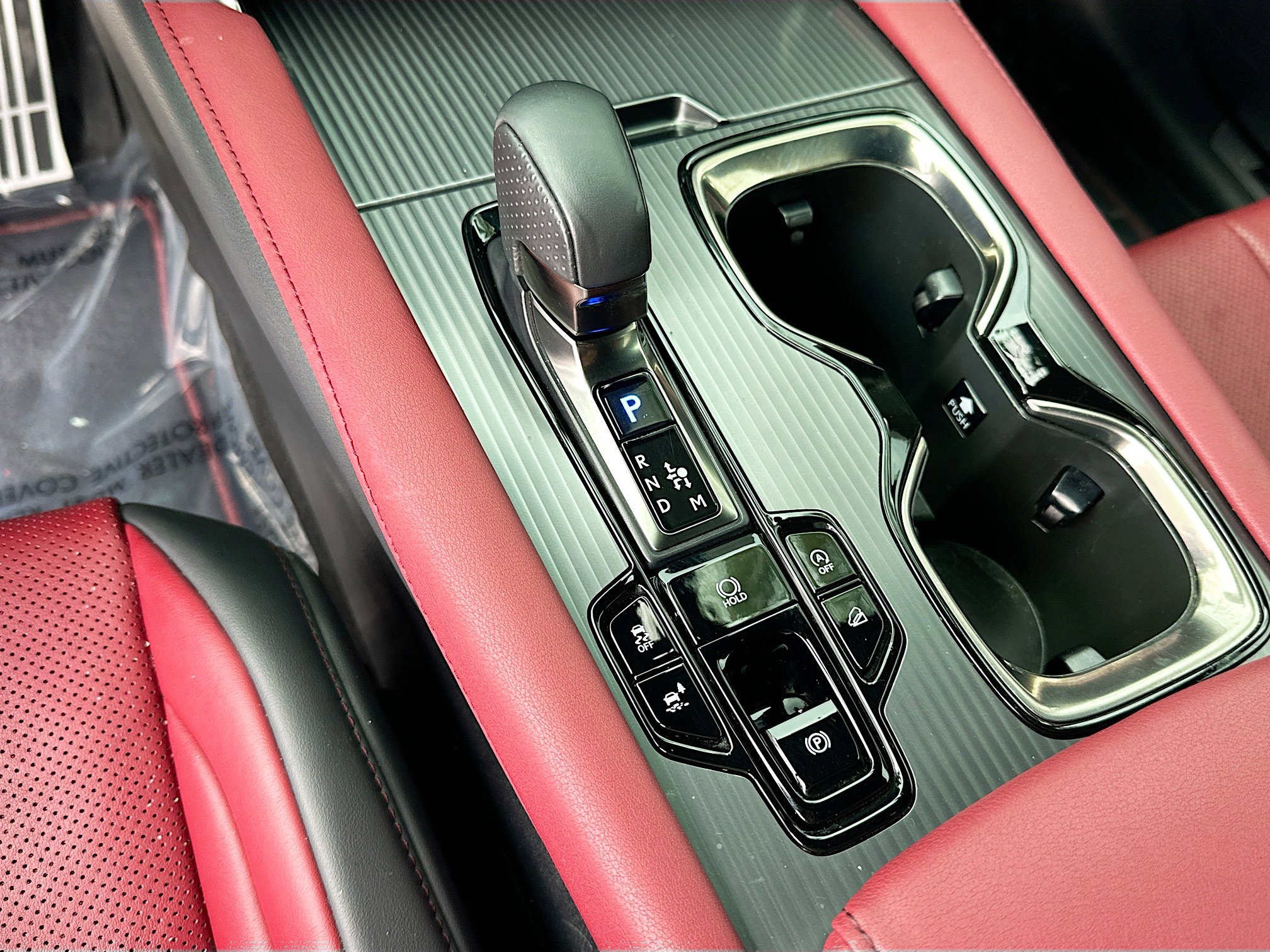 Used 2024 Lexus RX 350 F Sport w/ Convenience Package image 16