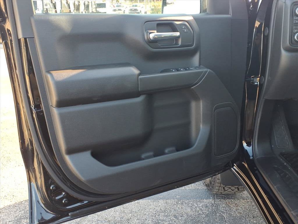 New 2026 Chevrolet Silverado 1500 Custom Trail Boss AWD/4WD image 14