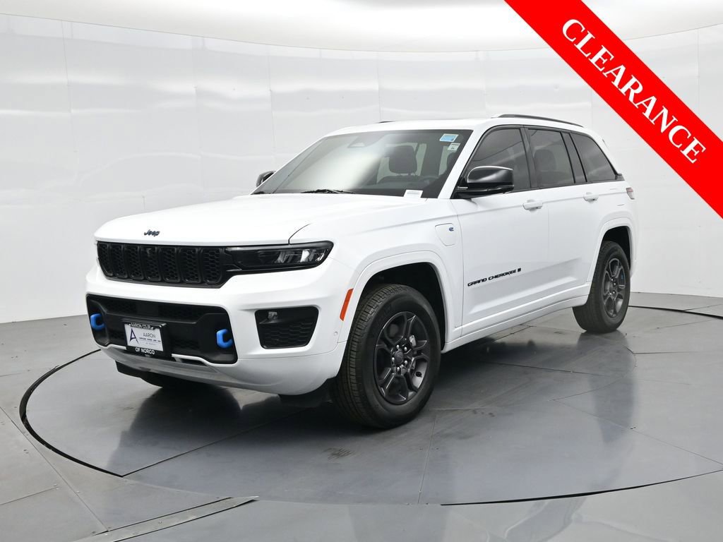 Used 2025 Jeep Grand Cherokee Limited 4xe image 2