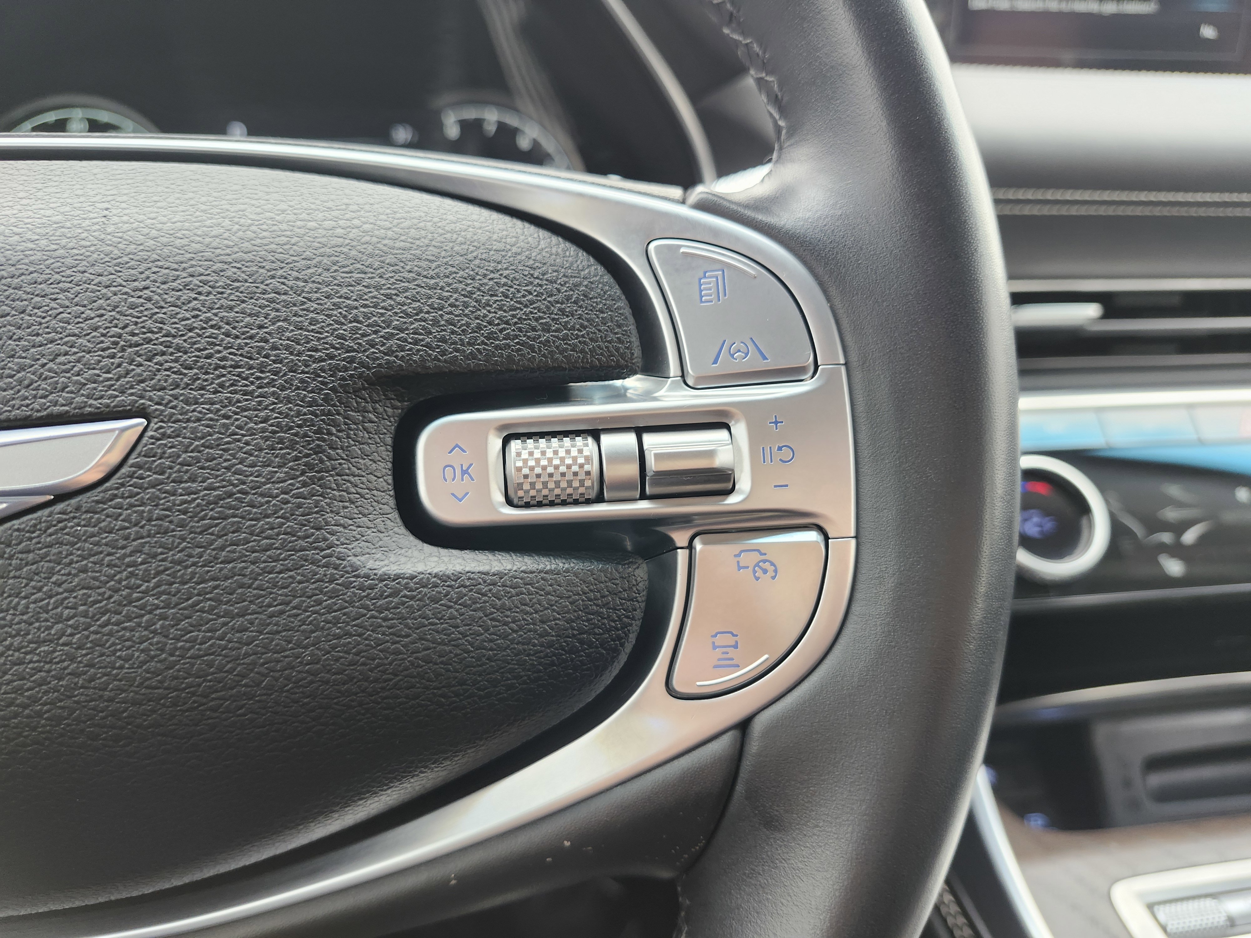 Used 2024 Genesis GV80 2.5T AWD/4WD image 39