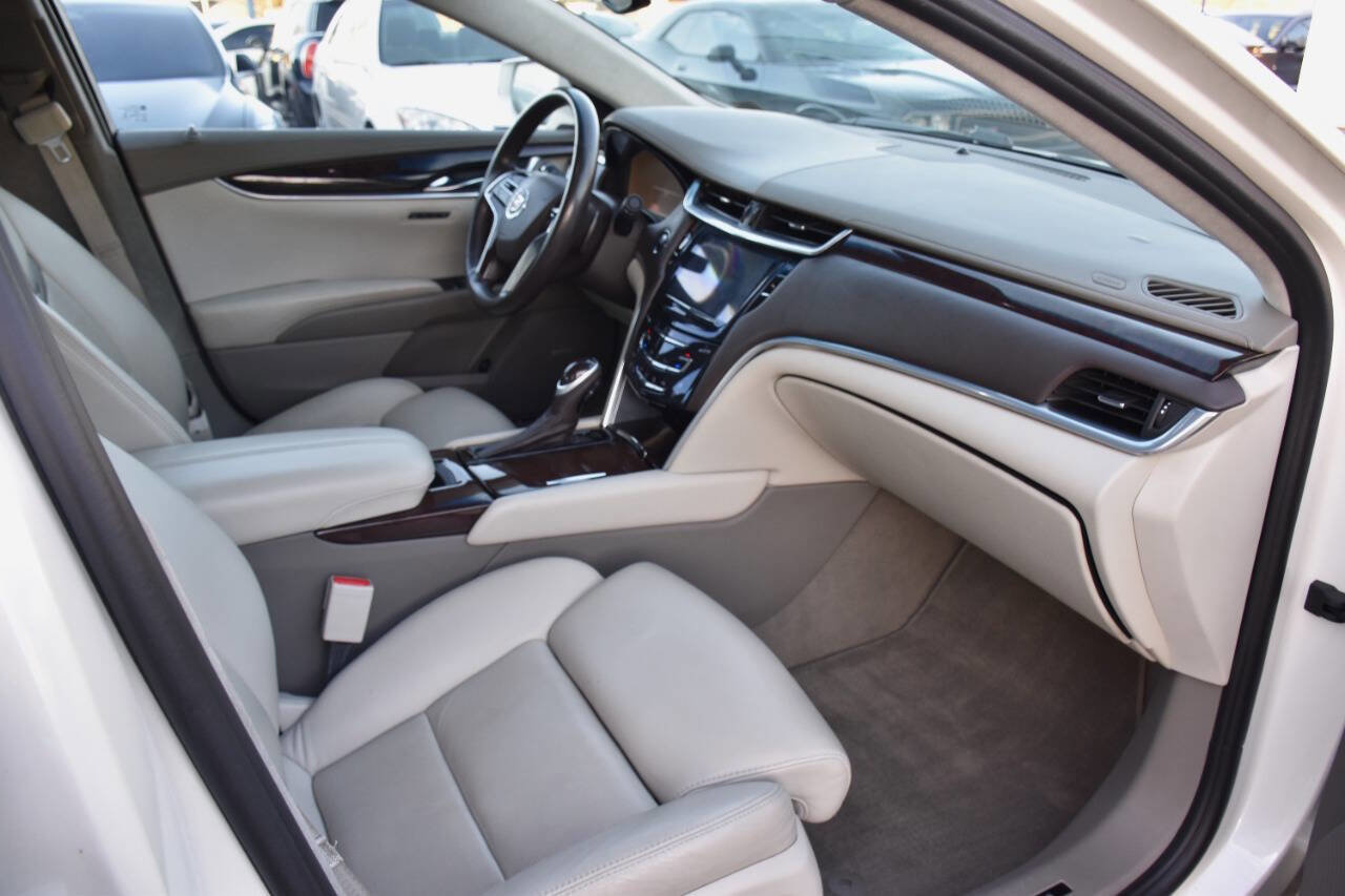Used 2013 Cadillac XTS Platinum image 26