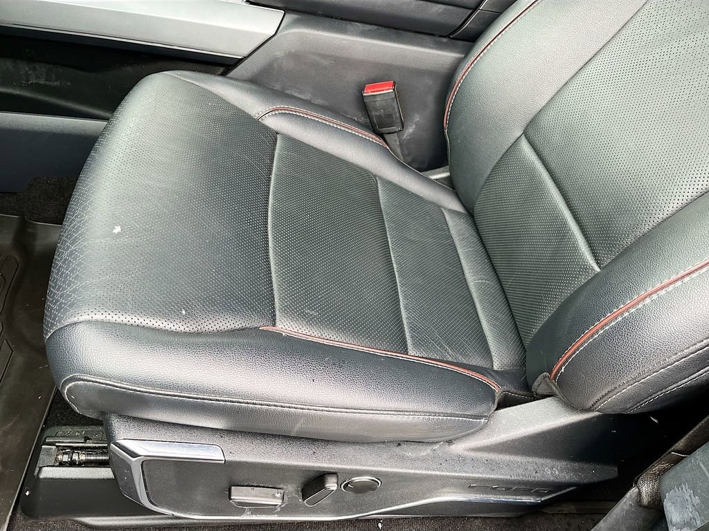 Used 2022 Ford F150 Lariat w/ Equipment Group 502A High image 20