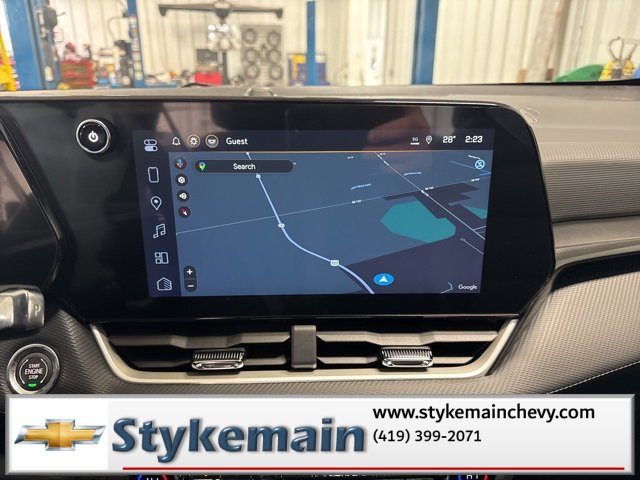 New 2026 Chevrolet Equinox LT w/ Convenience Package II image 3