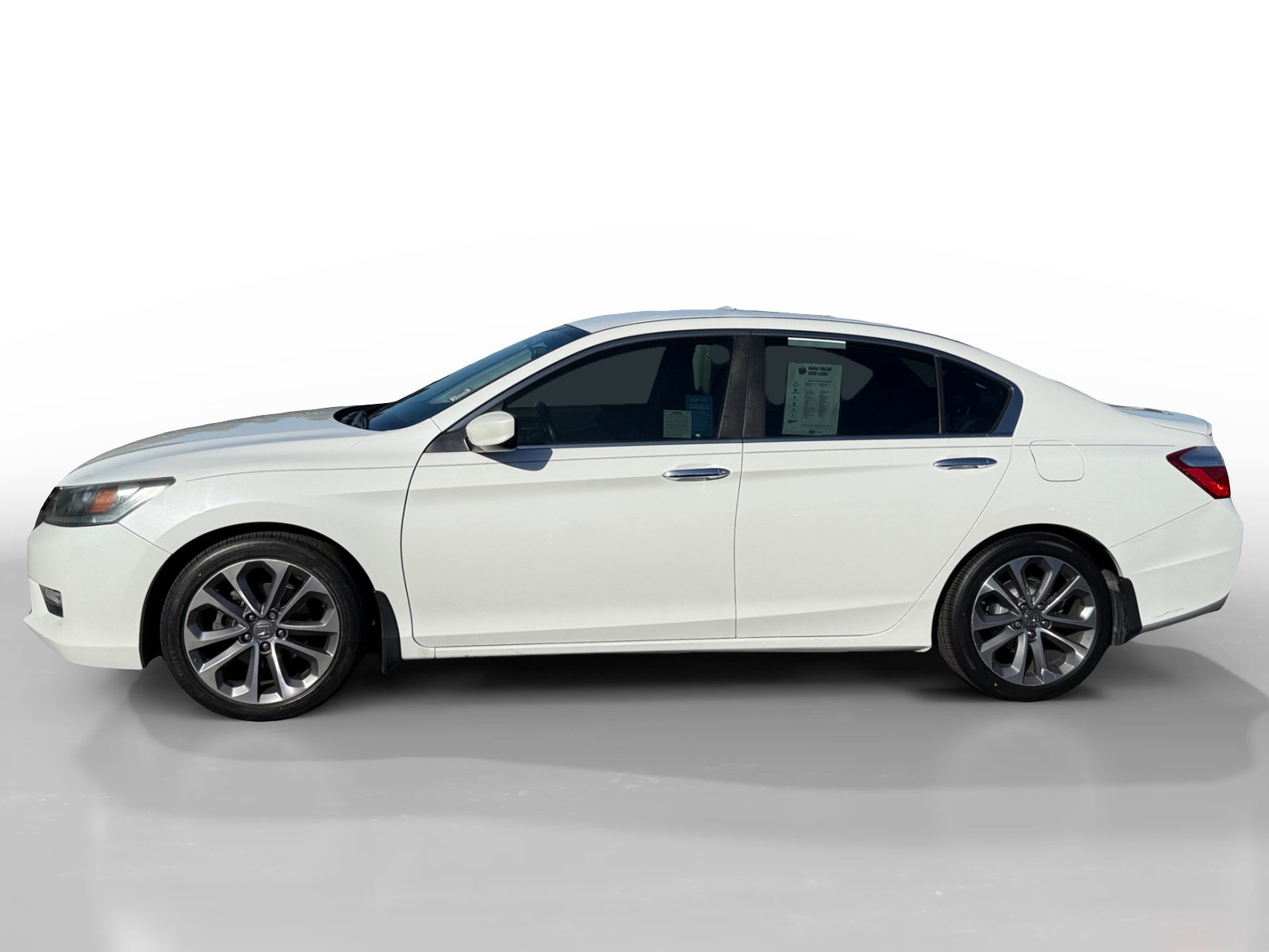 Used 2015 Honda Accord Sport image 2
