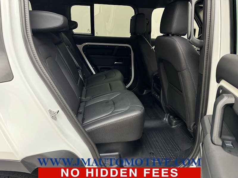 Used 2025 Land Rover Defender 110 S AWD/4WD image 18