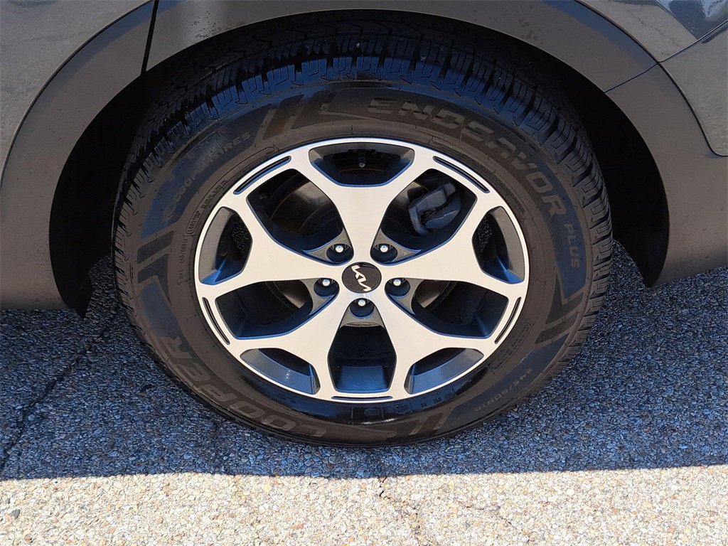 Used 2022 Kia Telluride EX w/ Towing Package image 10