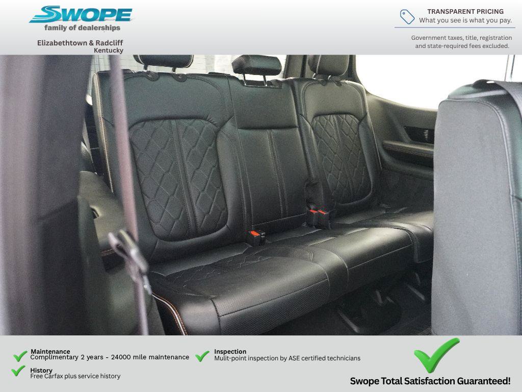 Used 2024 Jeep Grand Wagoneer Series III w/ Rear Seat Video Group 1 AWD/4WD image 11