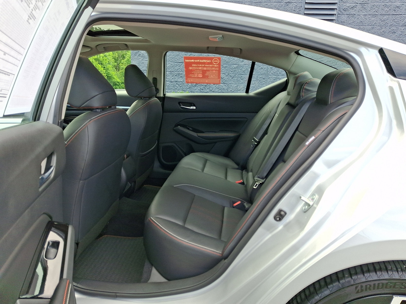 Certified 2023 Nissan Altima 2.5 SR w/ SR Premium Package FWD image 12